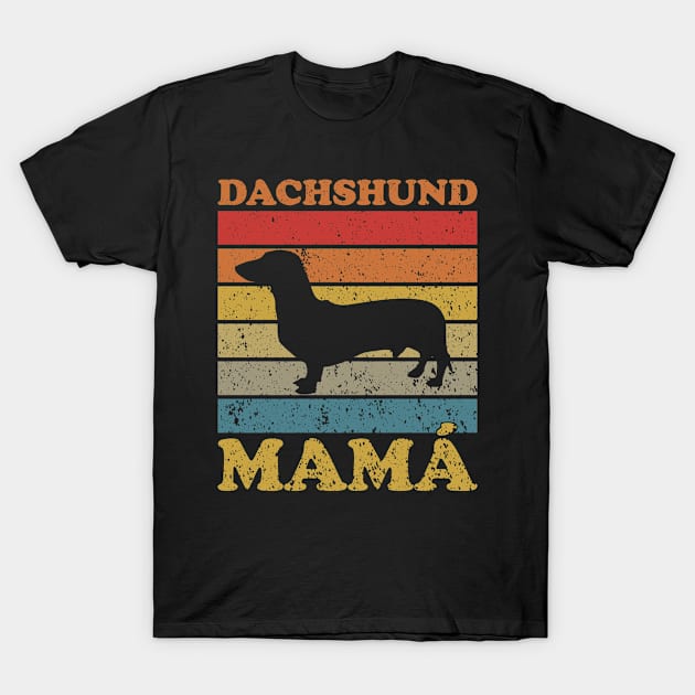 Dachshund Mamá del perro T-Shirt by AmazingDesigns